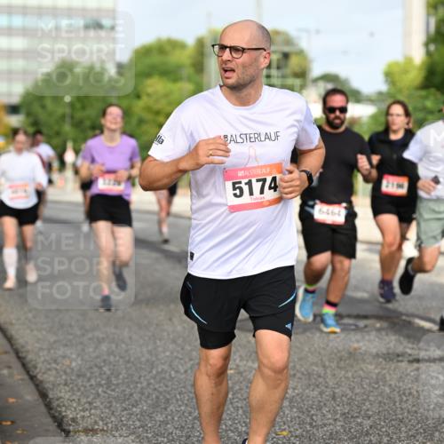 06.09.2026 - CURREX Alsterlauf Dr. Thomas Lammeyer http://msf.ph/oto/10137155 06.09.2026 10:02:35 Laufen 5174, 6464 meine-sportfotos.de