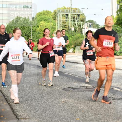 06.09.2026 - CURREX Alsterlauf Dr. Thomas Lammeyer http://msf.ph/oto/10137186 06.09.2026 10:02:39 Laufen 8017, 4819, 627, 4337, 2863, 3656, 6328 meine-sportfotos.de