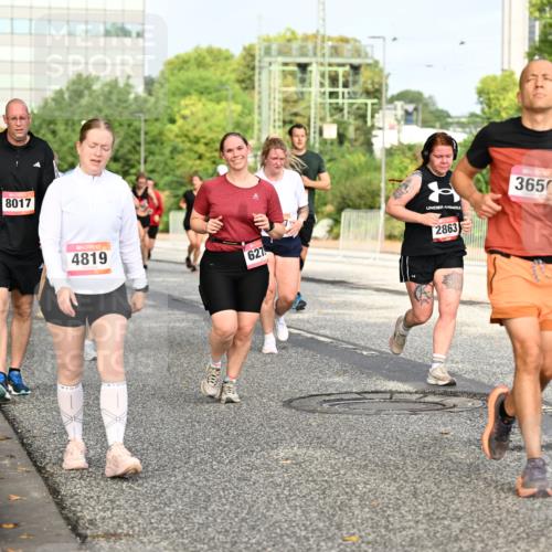 06.09.2026 - CURREX Alsterlauf Dr. Thomas Lammeyer http://msf.ph/oto/10137189 06.09.2026 10:02:39 Laufen 8017, 4819, 627, 2863, 3650, 6328 meine-sportfotos.de