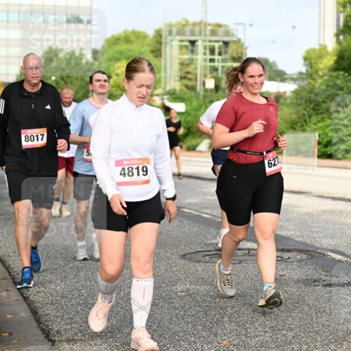 06.09.2026 - CURREX Alsterlauf Dr. Thomas Lammeyer http://msf.ph/oto/10137204 06.09.2026 10:02:41 Laufen 8017, 5, 4819, 8, 621, 2863 meine-sportfotos.de