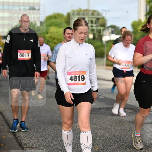 06.09.2026 - CURREX Alsterlauf Dr. Thomas Lammeyer http://msf.ph/oto/10137213 06.09.2026 10:02:41 Laufen 8017, 4819, 4337, 621 meine-sportfotos.de
