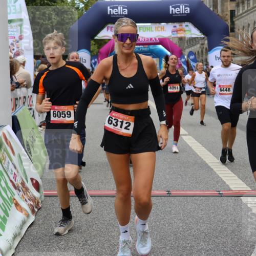 06.09.2026 - CURREX Alsterlauf Strokosch-Dieckow http://msf.ph/oto/10137239 06.09.2026 09:59:24 Ziel 2367, 2772, 3535, 3542, 3600, 3657, 3844, 4091, 4139, 4158, 4217, 4478, 4748, 4791, 5160, 5712, 5723, 5735, 6059, 6312, 6443, 6447 meine-sportfotos.de