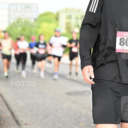 06.09.2026 - CURREX Alsterlauf Dr. Thomas Lammeyer http://msf.ph/oto/10137244 06.09.2026 10:02:44 Laufen 8017 meine-sportfotos.de