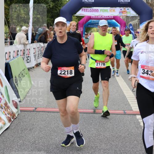 06.09.2026 - CURREX Alsterlauf Strokosch-Dieckow http://msf.ph/oto/10137258 06.09.2026 10:13:19 Ziel 2178, 2215, 2218, 2685, 2822, 2929, 2967, 2971, 3342, 3434, 3438, 3516, 5371, 5372, 6297, 6298, 6402, 6478, 8059, 8075, 8130, 8313 meine-sportfotos.de