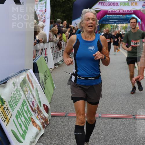 06.09.2026 - CURREX Alsterlauf Strokosch-Dieckow http://msf.ph/oto/10137282 06.09.2026 09:59:31 Ziel 2077, 2227, 2228, 2772, 3129, 3535, 3542, 3657, 3695, 3969, 4091, 4291, 4478, 5474, 5636, 5638, 5712, 5948, 6213, 6447 meine-sportfotos.de