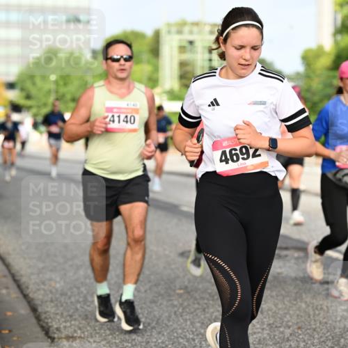 06.09.2026 - CURREX Alsterlauf Dr. Thomas Lammeyer http://msf.ph/oto/10137288 06.09.2026 10:02:48 Laufen 4140, 469, 27 meine-sportfotos.de