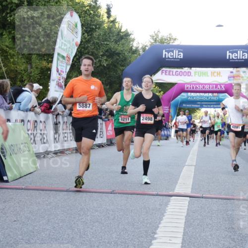 06.09.2026 - CURREX Alsterlauf Yannick Fuchs http://msf.ph/oto/10137323 06.09.2026 09:45:21 Ziel 2449, 2498, 3211, 3593, 4586, 4891, 5216, 5254, 5352, 5887, 5926, 6476, 8020, 8341 meine-sportfotos.de