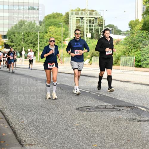 06.09.2026 - CURREX Alsterlauf Dr. Thomas Lammeyer http://msf.ph/oto/10137326 06.09.2026 10:02:53 Laufen 2541, 32, 3130 meine-sportfotos.de
