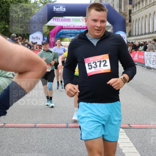 06.09.2026 - CURREX Alsterlauf Strokosch-Dieckow http://msf.ph/oto/10137337 06.09.2026 10:13:23 Ziel 2178, 2215, 2218, 2685, 2929, 2967, 2971, 3114, 3342, 3434, 3438, 3516, 3859, 4150, 5371, 5372, 6297, 6298, 6402, 8026, 8059, 8075 meine-sportfotos.de