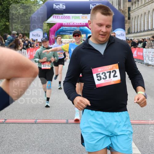 06.09.2026 - CURREX Alsterlauf Strokosch-Dieckow http://msf.ph/oto/10137348 06.09.2026 10:13:23 Ziel 2178, 2215, 2218, 2685, 2929, 2967, 2971, 3114, 3342, 3434, 3438, 3516, 3859, 4150, 5371, 5372, 6297, 6298, 6402, 8026, 8059, 8075 meine-sportfotos.de