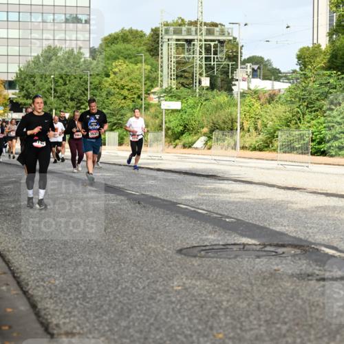 06.09.2026 - CURREX Alsterlauf Dr. Thomas Lammeyer http://msf.ph/oto/10137371 06.09.2026 10:02:57 Laufen 2963, 3537 meine-sportfotos.de
