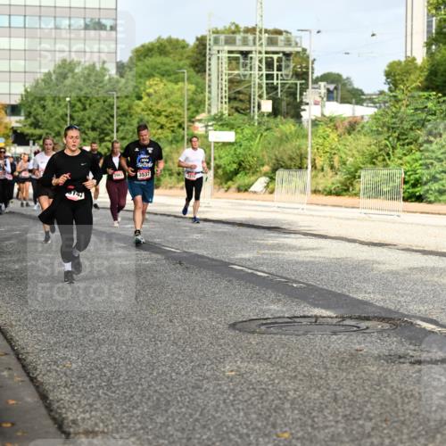 06.09.2026 - CURREX Alsterlauf Dr. Thomas Lammeyer http://msf.ph/oto/10137378 06.09.2026 10:02:57 Laufen 2963, 3537 meine-sportfotos.de