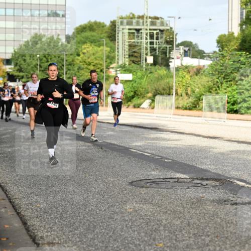 06.09.2026 - CURREX Alsterlauf Dr. Thomas Lammeyer http://msf.ph/oto/10137385 06.09.2026 10:02:58 Laufen 143, 537 meine-sportfotos.de