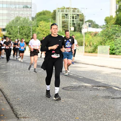 06.09.2026 - CURREX Alsterlauf Dr. Thomas Lammeyer http://msf.ph/oto/10137389 06.09.2026 10:03:00 Laufen 2428, 3537 meine-sportfotos.de