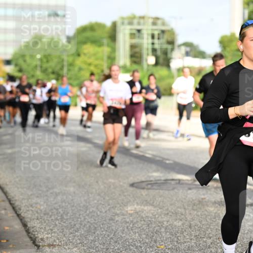 06.09.2026 - CURREX Alsterlauf Dr. Thomas Lammeyer http://msf.ph/oto/10137406 06.09.2026 10:03:01 Laufen 143 meine-sportfotos.de