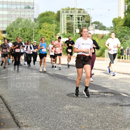 06.09.2026 - CURREX Alsterlauf Dr. Thomas Lammeyer http://msf.ph/oto/10137415 06.09.2026 10:03:03 Laufen 35, 2530, 5060, 2428 meine-sportfotos.de