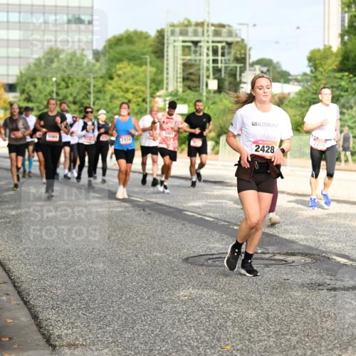 06.09.2026 - CURREX Alsterlauf Dr. Thomas Lammeyer http://msf.ph/oto/10137418 06.09.2026 10:03:03 Laufen 2428, 2270 meine-sportfotos.de