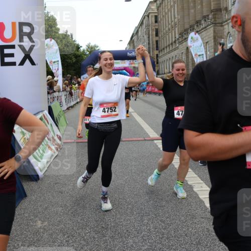06.09.2026 - CURREX Alsterlauf Strokosch-Dieckow http://msf.ph/oto/10137440 06.09.2026 09:59:38 Ziel 2077, 2227, 2228, 2780, 3129, 3969, 4042, 4291, 4751, 4752, 5154, 5269, 5474, 5638, 6199, 6200, 6213, 8111 meine-sportfotos.de