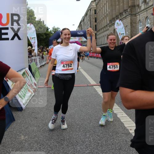 06.09.2026 - CURREX Alsterlauf Strokosch-Dieckow http://msf.ph/oto/10137449 06.09.2026 09:59:38 Ziel 2077, 2227, 2228, 2780, 3129, 3969, 4042, 4291, 4751, 4752, 5154, 5269, 5474, 5638, 6199, 6200, 6213, 8111 meine-sportfotos.de