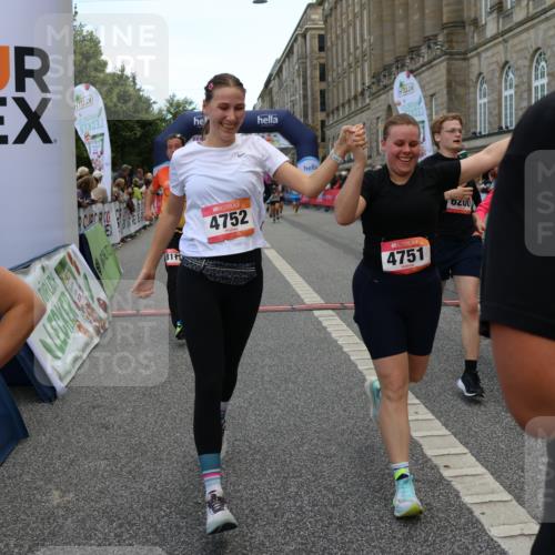 06.09.2026 - CURREX Alsterlauf Strokosch-Dieckow http://msf.ph/oto/10137462 06.09.2026 09:59:38 Ziel 2077, 2227, 2228, 2780, 3129, 3969, 4042, 4291, 4751, 4752, 5154, 5269, 5474, 5638, 6199, 6200, 6213, 8111 meine-sportfotos.de