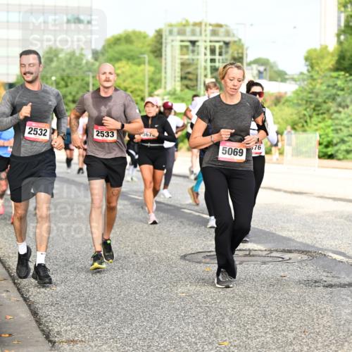 06.09.2026 - CURREX Alsterlauf Dr. Thomas Lammeyer http://msf.ph/oto/10137474 06.09.2026 10:03:08 Laufen 2532, 2533, 367, 5069, 576, 2934 meine-sportfotos.de