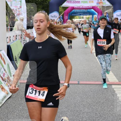06.09.2026 - CURREX Alsterlauf Strokosch-Dieckow http://msf.ph/oto/10137477 06.09.2026 10:13:28 Ziel 2215, 2601, 2929, 2967, 3061, 3114, 3342, 3516, 3859, 4150, 5371, 5372, 5688, 6402, 8026 meine-sportfotos.de