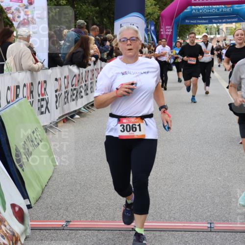 06.09.2026 - CURREX Alsterlauf Strokosch-Dieckow http://msf.ph/oto/10137497 06.09.2026 10:13:31 Ziel 2601, 2929, 3061, 3114, 3186, 3187, 3342, 3516, 3643, 3859, 4150, 5688, 8026 meine-sportfotos.de