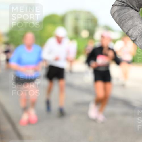06.09.2026 - CURREX Alsterlauf Dr. Thomas Lammeyer http://msf.ph/oto/10137503 06.09.2026 10:03:10 Laufen  meine-sportfotos.de