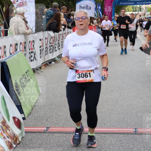 06.09.2026 - CURREX Alsterlauf Strokosch-Dieckow http://msf.ph/oto/10137513 06.09.2026 10:13:32 Ziel 2601, 3061, 3114, 3168, 3186, 3187, 3643, 3859, 4150, 5688, 8026 meine-sportfotos.de