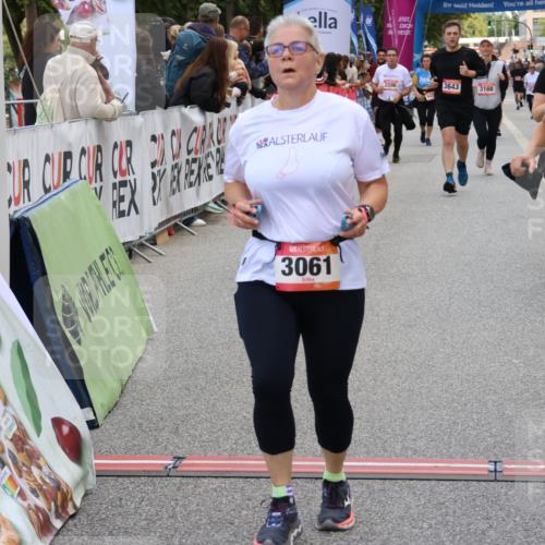 06.09.2026 - CURREX Alsterlauf Strokosch-Dieckow http://msf.ph/oto/10137519 06.09.2026 10:13:32 Ziel 2601, 3061, 3114, 3168, 3186, 3187, 3643, 3859, 4150, 5688, 8026 meine-sportfotos.de