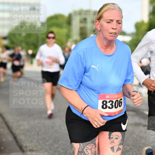 06.09.2026 - CURREX Alsterlauf Dr. Thomas Lammeyer http://msf.ph/oto/10137521 06.09.2026 10:03:12 Laufen 8306 meine-sportfotos.de