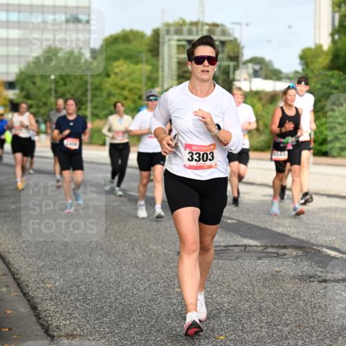 06.09.2026 - CURREX Alsterlauf Dr. Thomas Lammeyer http://msf.ph/oto/10137532 06.09.2026 10:03:13 Laufen 3303, 8549 meine-sportfotos.de