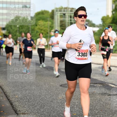 06.09.2026 - CURREX Alsterlauf Dr. Thomas Lammeyer http://msf.ph/oto/10137536 06.09.2026 10:03:14 Laufen 3303 meine-sportfotos.de