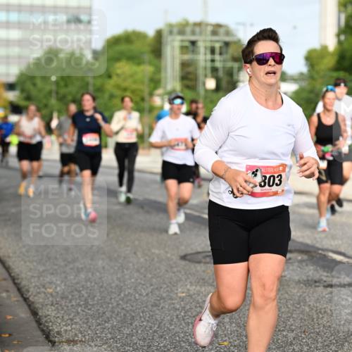 06.09.2026 - CURREX Alsterlauf Dr. Thomas Lammeyer http://msf.ph/oto/10137538 06.09.2026 10:03:14 Laufen 303 meine-sportfotos.de