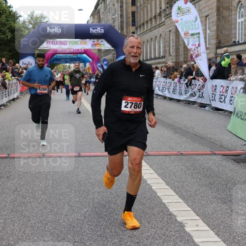06.09.2026 - CURREX Alsterlauf Strokosch-Dieckow http://msf.ph/oto/10137554 06.09.2026 09:59:41 Ziel 2227, 2228, 2269, 2676, 2780, 3119, 3120, 4042, 4291, 4323, 4324, 4751, 4752, 5154, 5269, 5474, 5638, 5800, 6199, 6200, 6213, 8111 meine-sportfotos.de