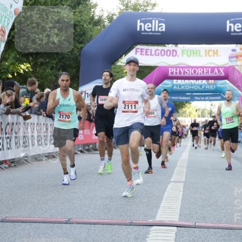 06.09.2026 - CURREX Alsterlauf Yannick Fuchs http://msf.ph/oto/10137561 06.09.2026 09:45:25 Ziel 2101, 2111, 2170, 2406, 2498, 3146, 3211, 3593, 4586, 4891, 5216, 5254, 5699, 5805, 5887, 5926, 5988, 6476, 8341 meine-sportfotos.de