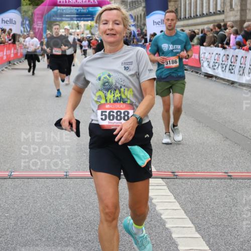 06.09.2026 - CURREX Alsterlauf Strokosch-Dieckow http://msf.ph/oto/10137570 06.09.2026 10:13:33 Ziel 2601, 3061, 3114, 3168, 3186, 3187, 3643, 3859, 4150, 5688, 8026 meine-sportfotos.de