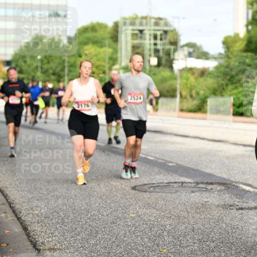 06.09.2026 - CURREX Alsterlauf Dr. Thomas Lammeyer http://msf.ph/oto/10137573 06.09.2026 10:03:18 Laufen 2524, 2176, 4347 meine-sportfotos.de