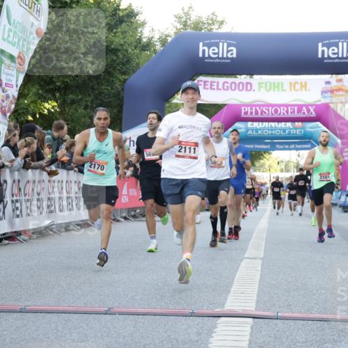 06.09.2026 - CURREX Alsterlauf Yannick Fuchs http://msf.ph/oto/10137580 06.09.2026 09:45:25 Ziel 2101, 2111, 2170, 2406, 2498, 3146, 3211, 3593, 4586, 4891, 5216, 5254, 5699, 5805, 5887, 5926, 5988, 6476, 8341 meine-sportfotos.de