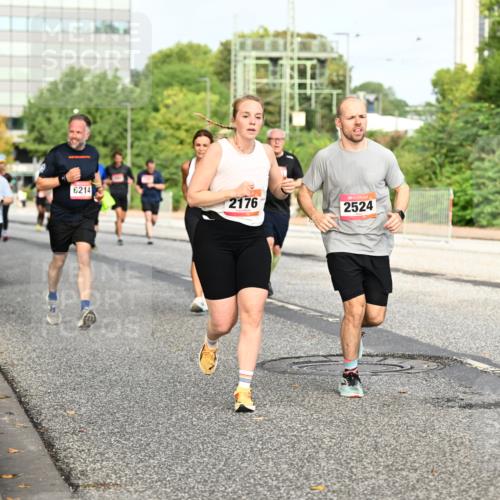 06.09.2026 - CURREX Alsterlauf Dr. Thomas Lammeyer http://msf.ph/oto/10137582 06.09.2026 10:03:19 Laufen 6214, 2176, 2524 meine-sportfotos.de