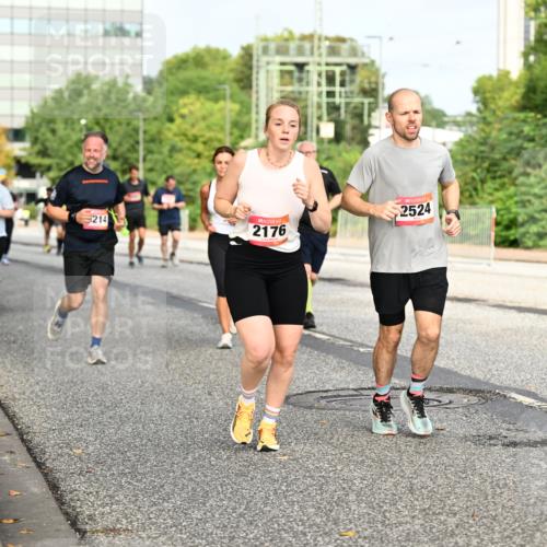 06.09.2026 - CURREX Alsterlauf Dr. Thomas Lammeyer http://msf.ph/oto/10137584 06.09.2026 10:03:19 Laufen 214, 2176, 2524 meine-sportfotos.de