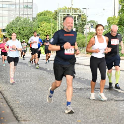06.09.2026 - CURREX Alsterlauf Dr. Thomas Lammeyer http://msf.ph/oto/10137604 06.09.2026 10:03:22 Laufen 5261, 830, 501, 3502, 5813, 8214 meine-sportfotos.de