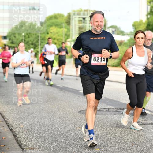 06.09.2026 - CURREX Alsterlauf Dr. Thomas Lammeyer http://msf.ph/oto/10137608 06.09.2026 10:03:22 Laufen 6214 meine-sportfotos.de