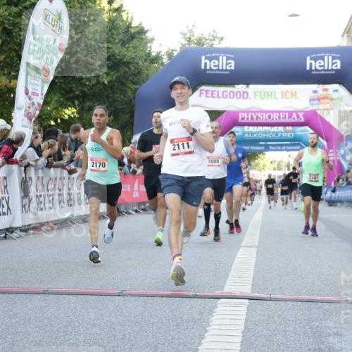 06.09.2026 - CURREX Alsterlauf Yannick Fuchs http://msf.ph/oto/10137610 06.09.2026 09:45:26 Ziel 2101, 2111, 2170, 2406, 2498, 3146, 3211, 3593, 3615, 4586, 4891, 5216, 5254, 5699, 5805, 5887, 5926, 5988, 6476, 8341 meine-sportfotos.de