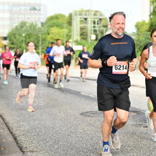 06.09.2026 - CURREX Alsterlauf Dr. Thomas Lammeyer http://msf.ph/oto/10137611 06.09.2026 10:03:22 Laufen 6214 meine-sportfotos.de