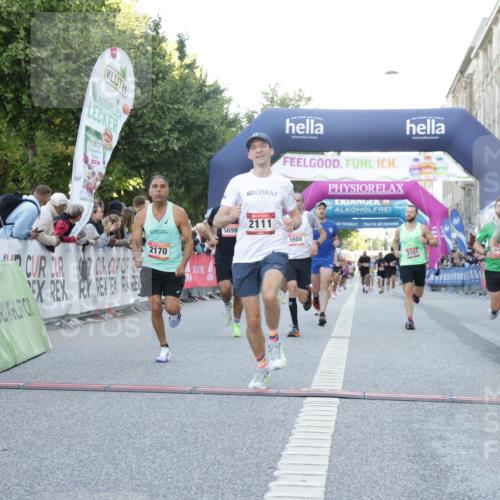 06.09.2026 - CURREX Alsterlauf Yannick Fuchs http://msf.ph/oto/10137633 06.09.2026 09:45:26 Ziel 2101, 2111, 2170, 2406, 2498, 3146, 3211, 3593, 3615, 4586, 4891, 5216, 5254, 5699, 5805, 5887, 5926, 5988, 6476, 8341 meine-sportfotos.de