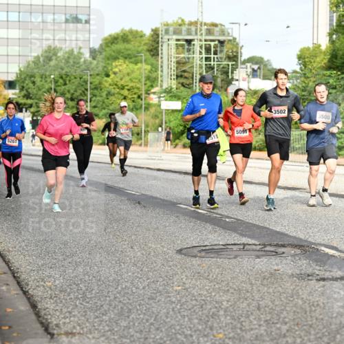 06.09.2026 - CURREX Alsterlauf Dr. Thomas Lammeyer http://msf.ph/oto/10137637 06.09.2026 10:03:25 Laufen 5261, 515, 5091, 3502, 3500 meine-sportfotos.de