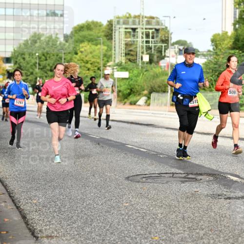 06.09.2026 - CURREX Alsterlauf Dr. Thomas Lammeyer http://msf.ph/oto/10137649 06.09.2026 10:03:26 Laufen 5261, 2355, 4515, 5091, 3502, 3500 meine-sportfotos.de