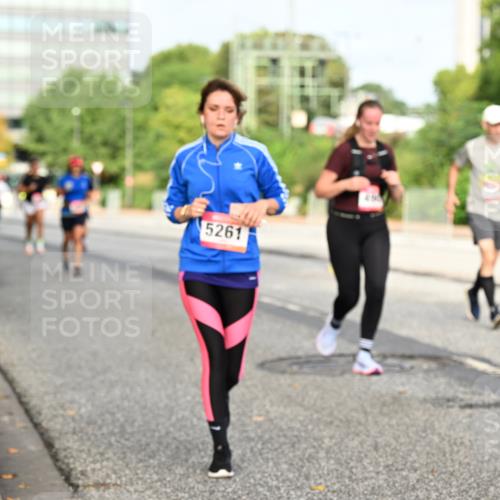 06.09.2026 - CURREX Alsterlauf Dr. Thomas Lammeyer http://msf.ph/oto/10137681 06.09.2026 10:03:30 Laufen 5261 meine-sportfotos.de
