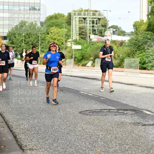 06.09.2026 - CURREX Alsterlauf Dr. Thomas Lammeyer http://msf.ph/oto/10137709 06.09.2026 10:03:33 Laufen 6368, 2430, 2883, 2903, 5396 meine-sportfotos.de